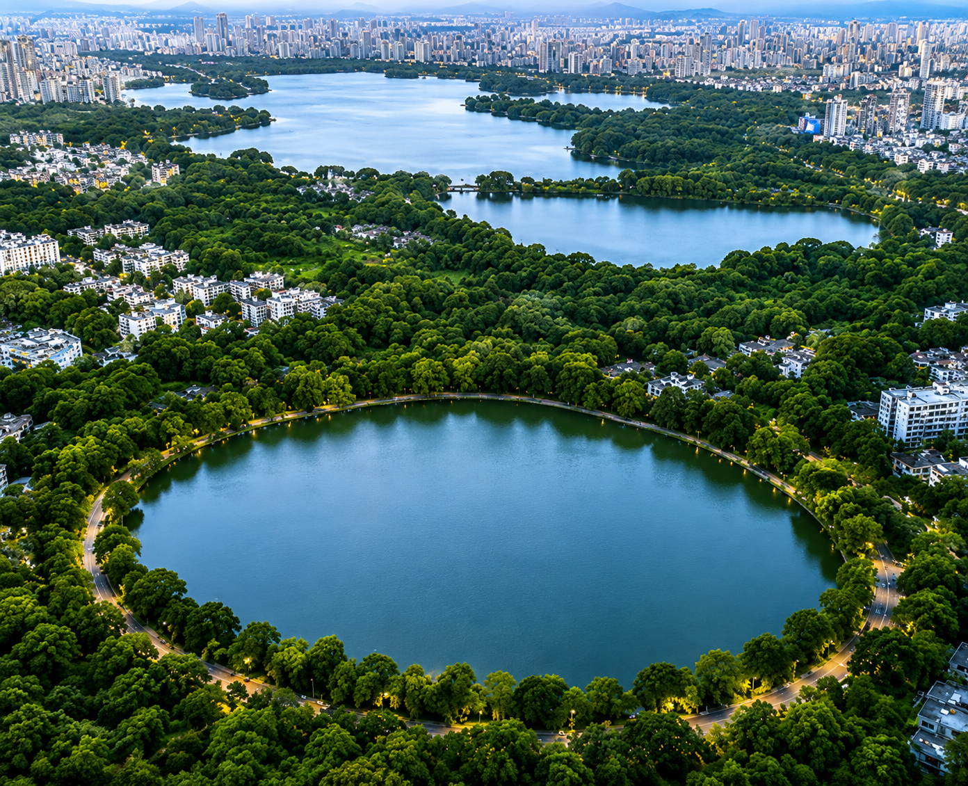 Hines Powai premium residential development luxury lake-facing apartment