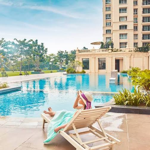 Swimming pool amenity at Hiranandani Bhandup West, Mumbai