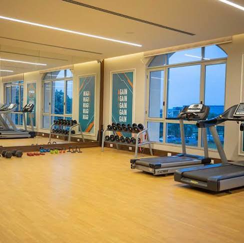 Modern gymnasium facility at Hiranandani Bhandup West, Mumbai